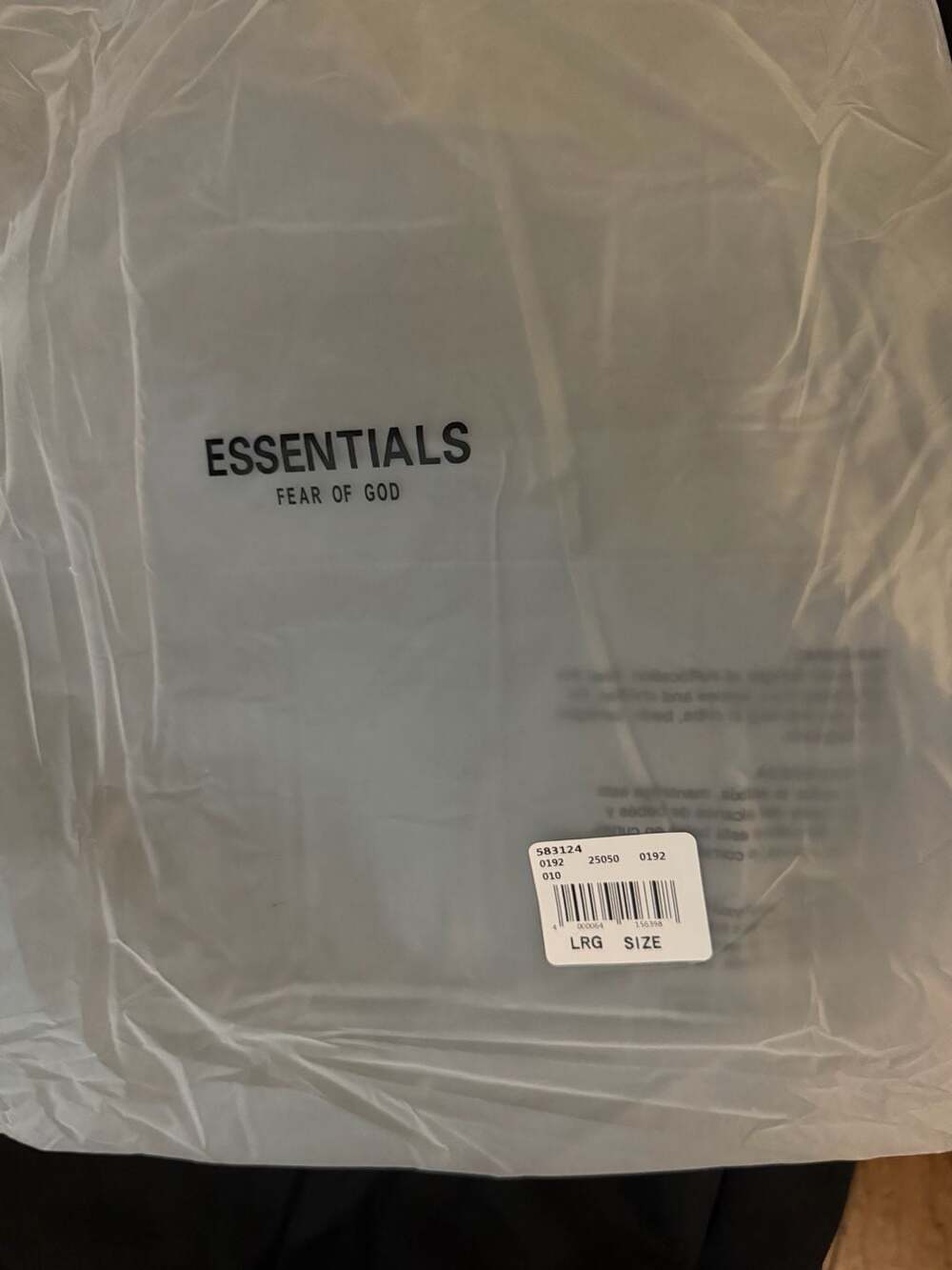 Fear of God Essentials Pullover Hoodie Black Size Large